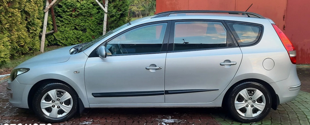 Hyundai I30 cena 16700 przebieg: 236541, rok produkcji 2010 z Szklarska Poręba małe 92